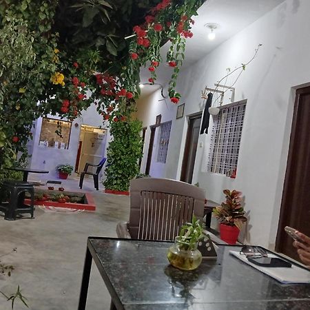 The Highvill Home Stay Khajurāho Exterior photo